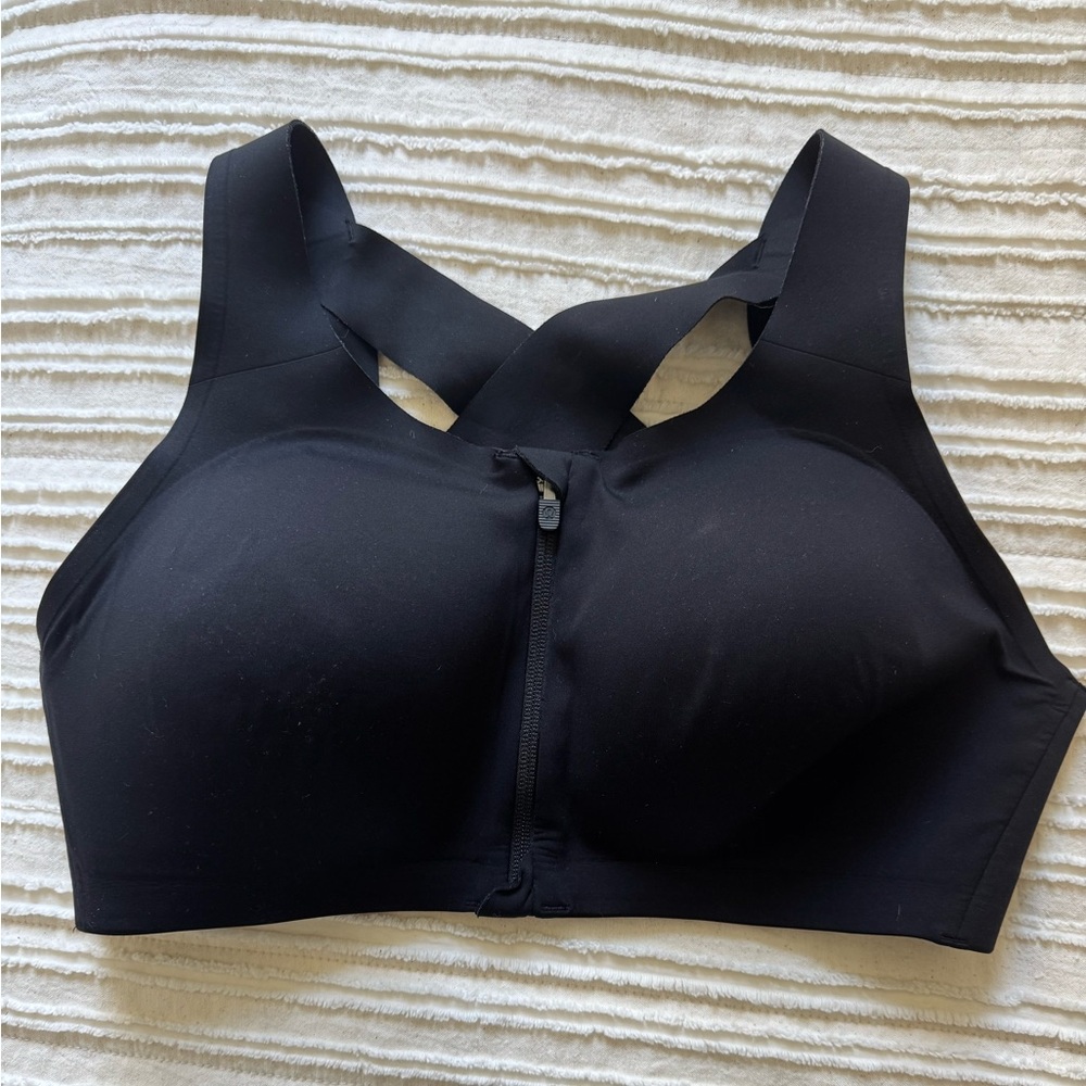 Lululemon Enlite Front-Zip Bra – Size 38D, Black